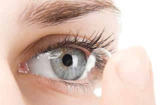 Торические линзы делают жизнь людей ярче